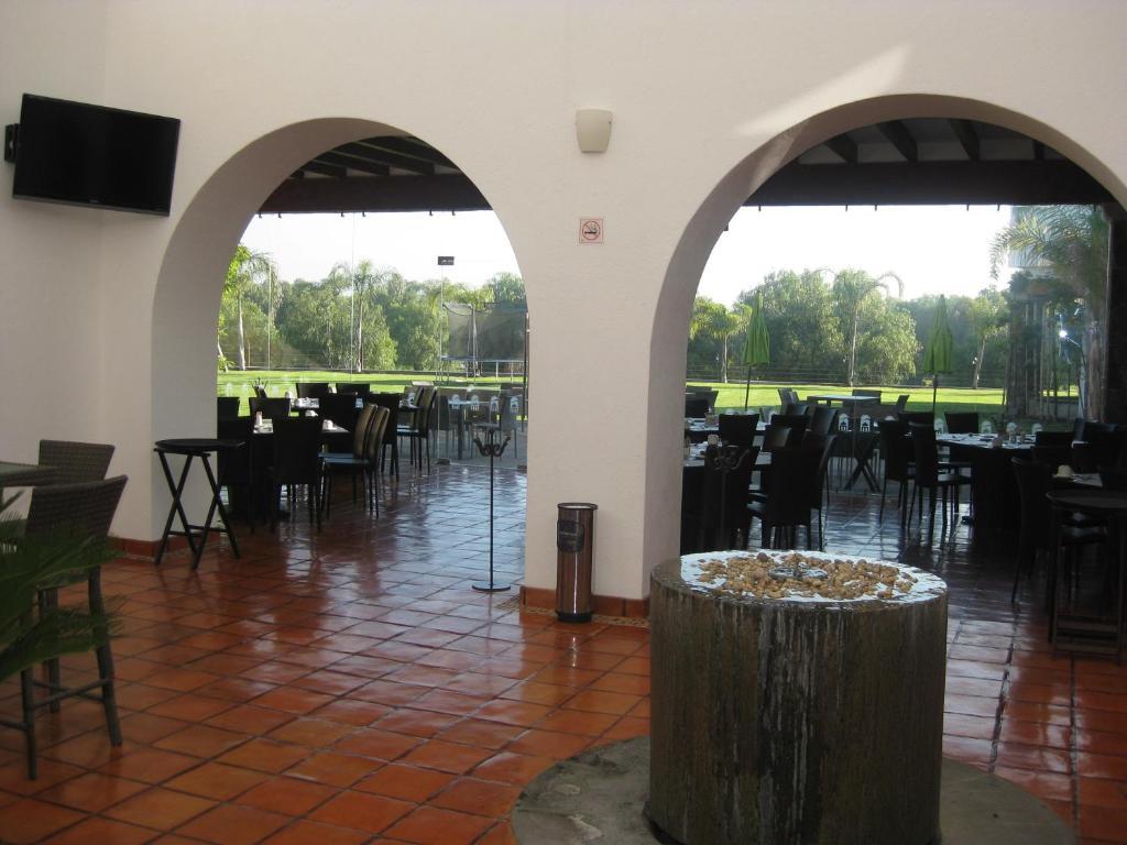 Hotel Villa Mexicana Golf&Equestrian Resort El Pueblito  Exterior foto
